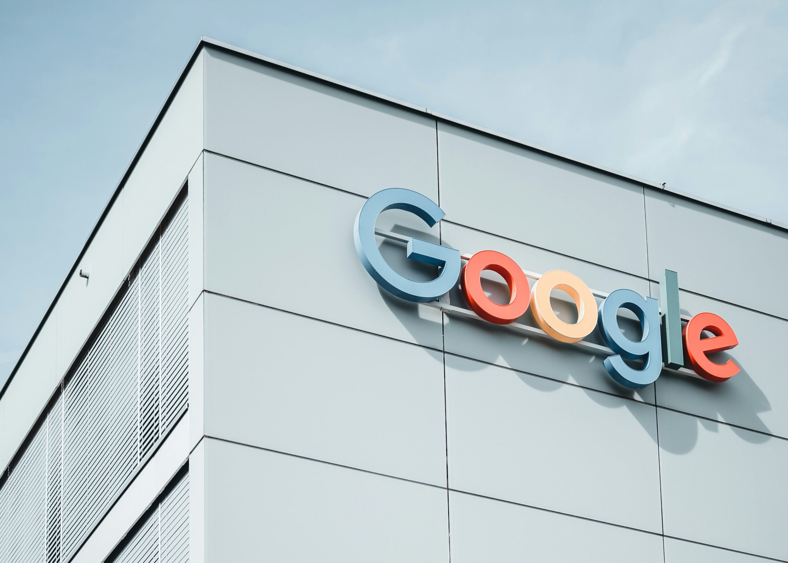 Google Creative Fellowship 2026 for Emerging Creative Talent in the United States