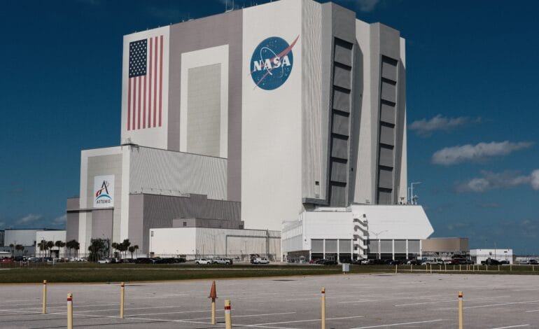 JPL Year-Round Internship Program for STEM Students